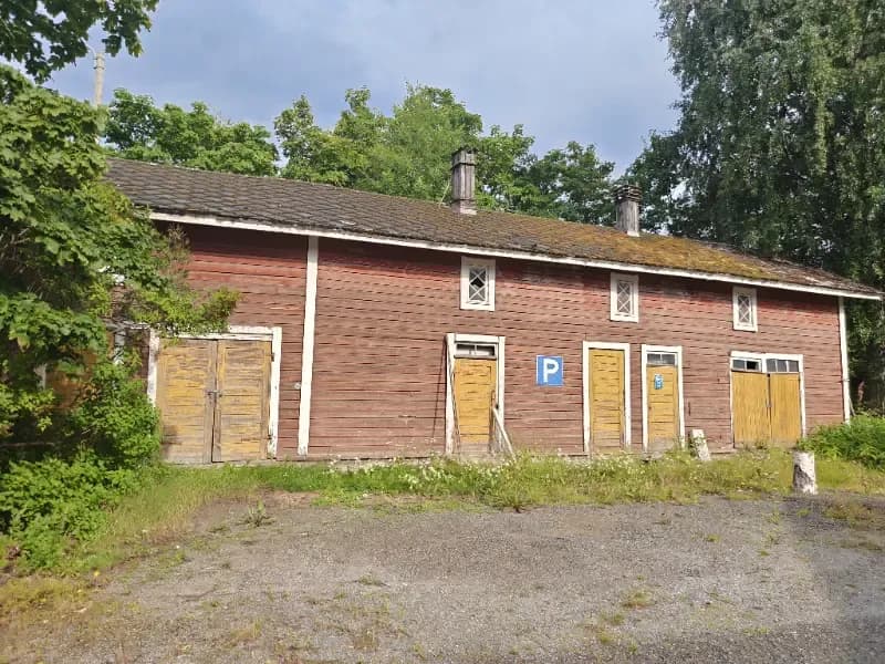 Suonenjoen asema-alue ja ratavartijan talo – Liiteri