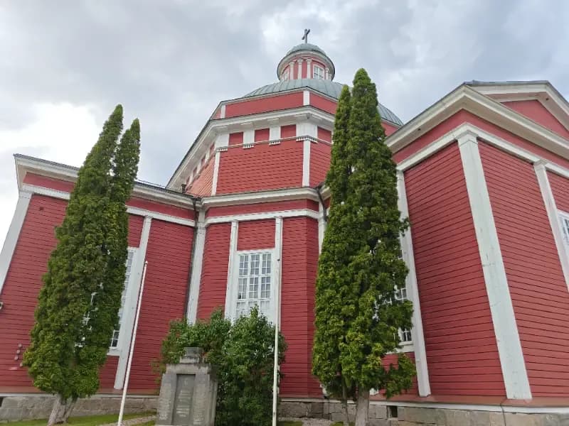 Saarijärven kirkko – Kirkko