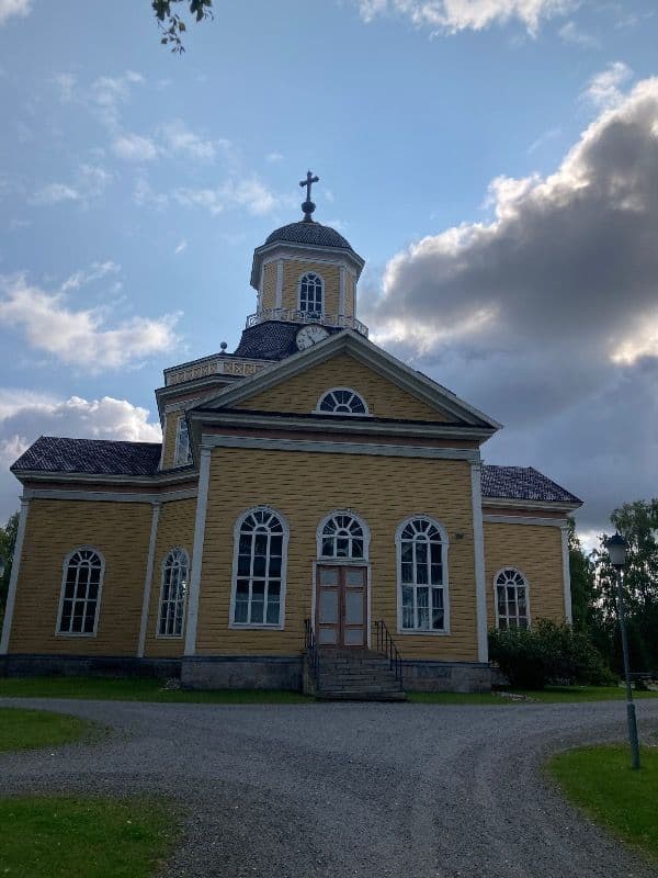 Kaustisen kirkko – Kirkko