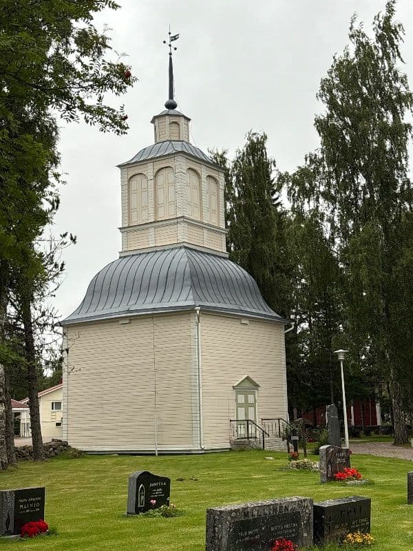Paavolan kirkko – Tapuli