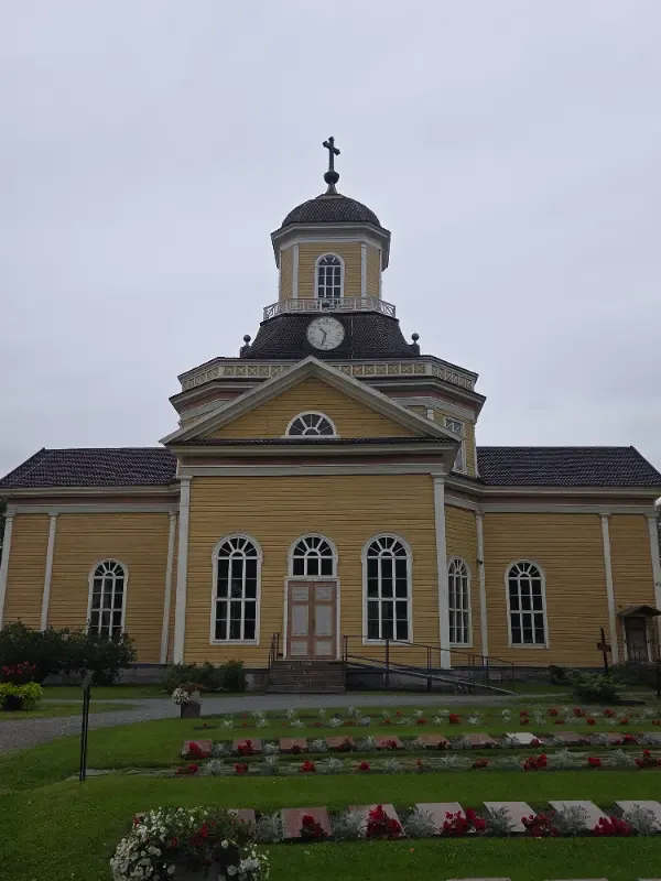 Kaustisen kirkko – Kirkko