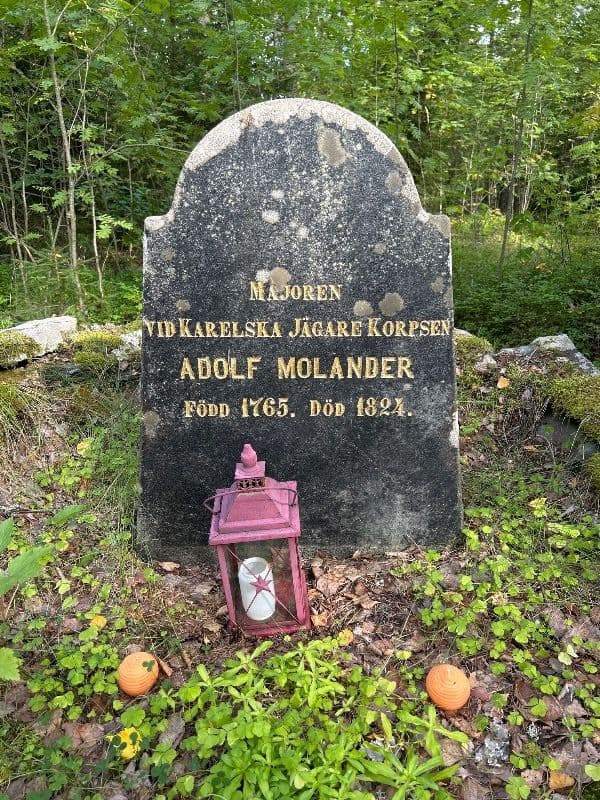 Kirkonkylän vanha hautausmaa